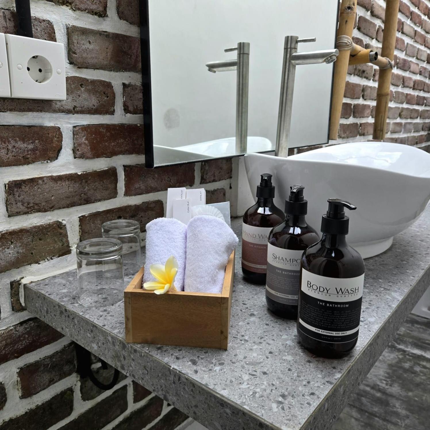 Kampoeng Villa Ubud Екстериор снимка